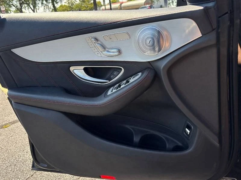 Mercedes-Benz GLC 43 AMG * 4MATIC * 360 * BURMESTER * CARFAX, снимка 14 - Автомобили и джипове - 55622230