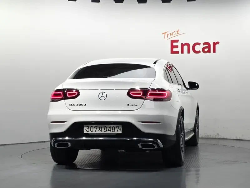 Mercedes-Benz GLC 220 d 4MATIC Coupe AMG/ ����/ DIST/ ������� | Mobile.bg � ����������� 4
