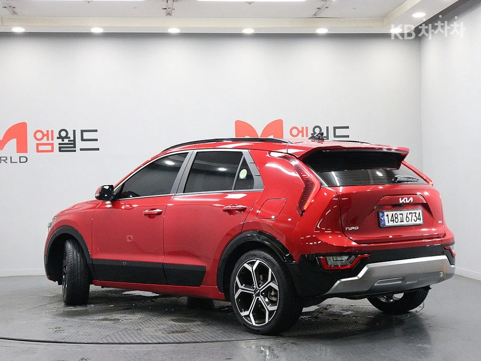 Kia Niro 1.6 HEV Signature С ФИНАНСИРАНЕ - изображение 4