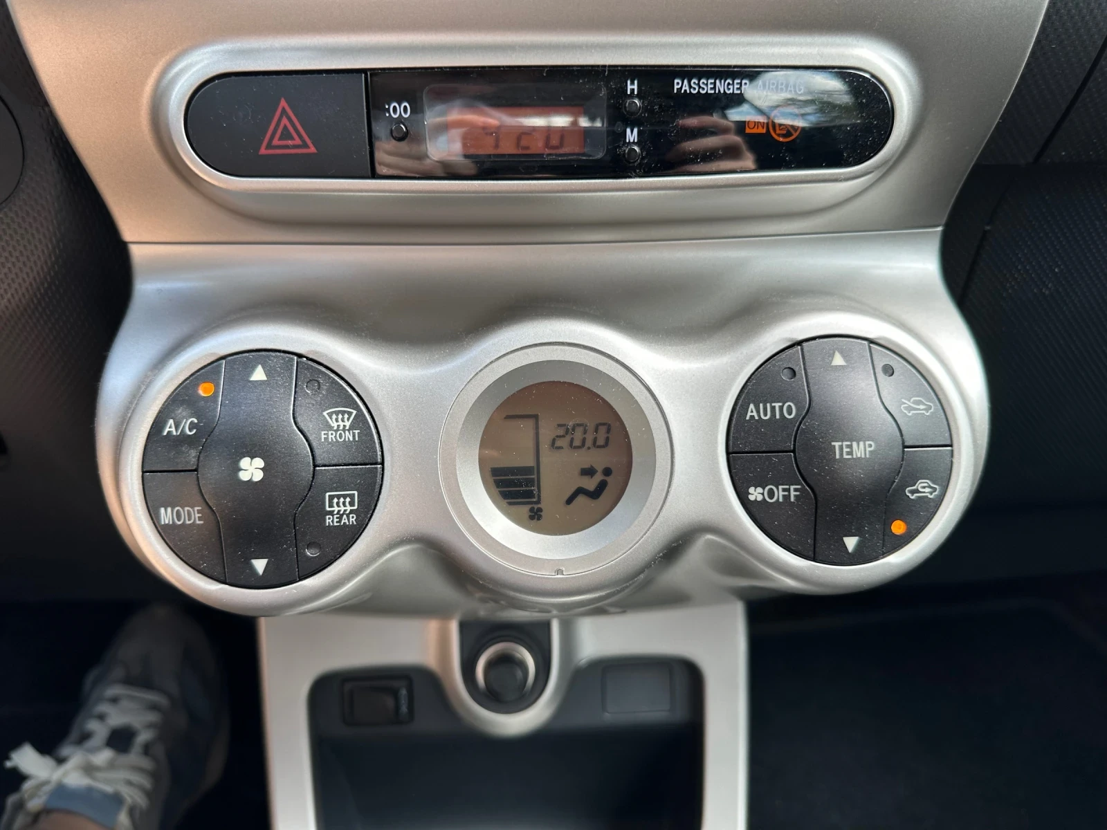Toyota Urban Cruiser 1.33 VVT-i, 100000 км - изображение 10