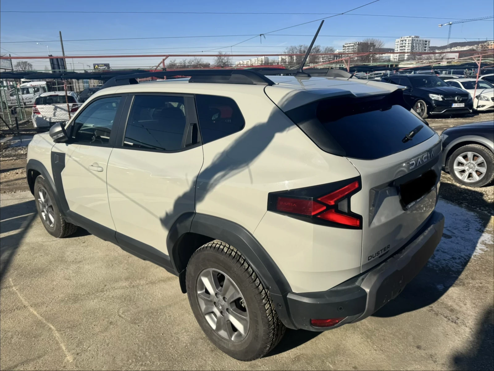 Dacia Duster 1.6 hibrid/benzin Full - изображение 5
