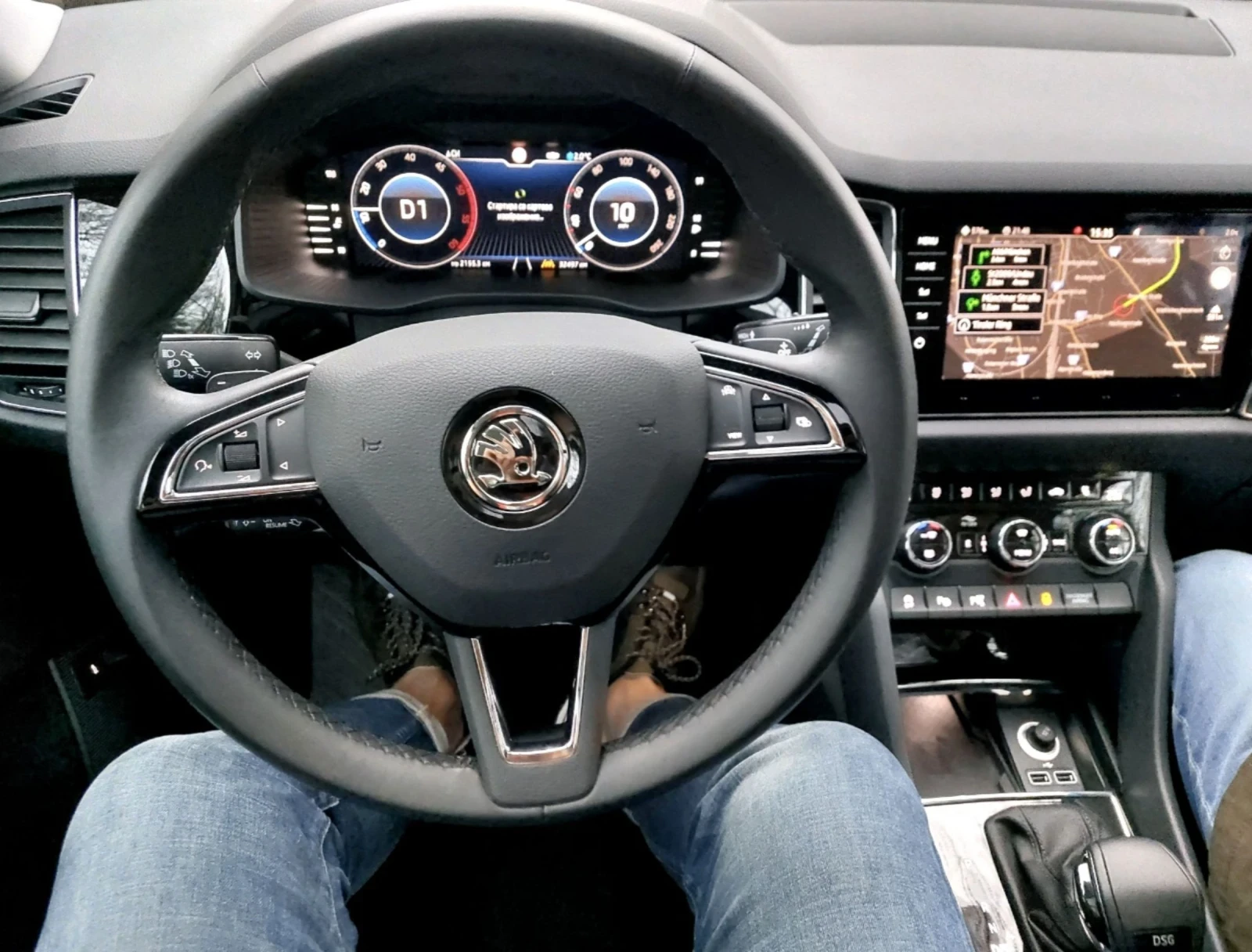 Skoda Kodiaq 2.0TDI/190kc/4x4/Laurin&Klement/Digital/Панорама, снимка 3 - Автомобили и джипове - 53710921