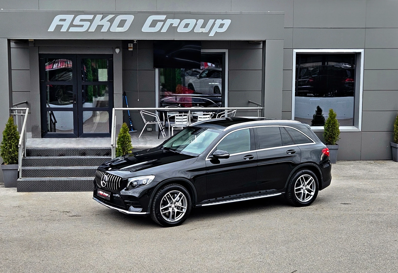 Mercedes-Benz GLC 250 AMG/9G/GERMANY/ПАНОРАМА/CAMERA/AMBIENT/SIGN AS/LIZ, снимка 17 - Автомобили и джипове - 53903908