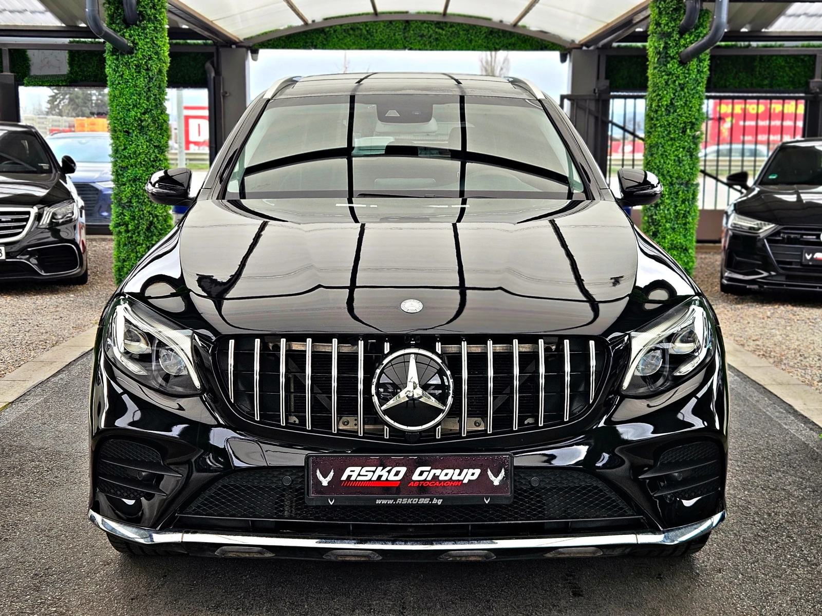 Mercedes-Benz GLC 250 AMG/9G/GERMANY/ПАНОРАМА/CAMERA/AMBIENT/SIGN AS/LIZ, снимка 2 - Автомобили и джипове - 53903908