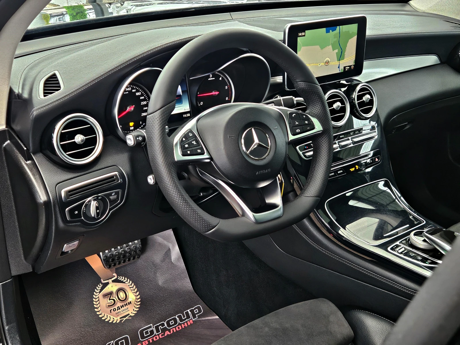 Mercedes-Benz GLC 250 AMG/9G/GERMANY/ПАНОРАМА/CAMERA/AMBIENT/SIGN AS/LIZ, снимка 11 - Автомобили и джипове - 53903908