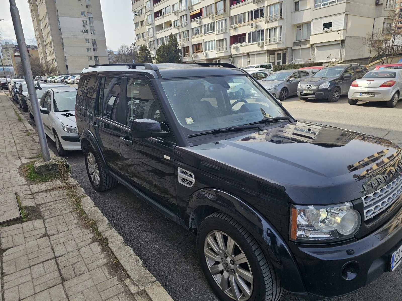 Land Rover Discovery 4, снимка 4 - Автомобили и джипове - 53916927