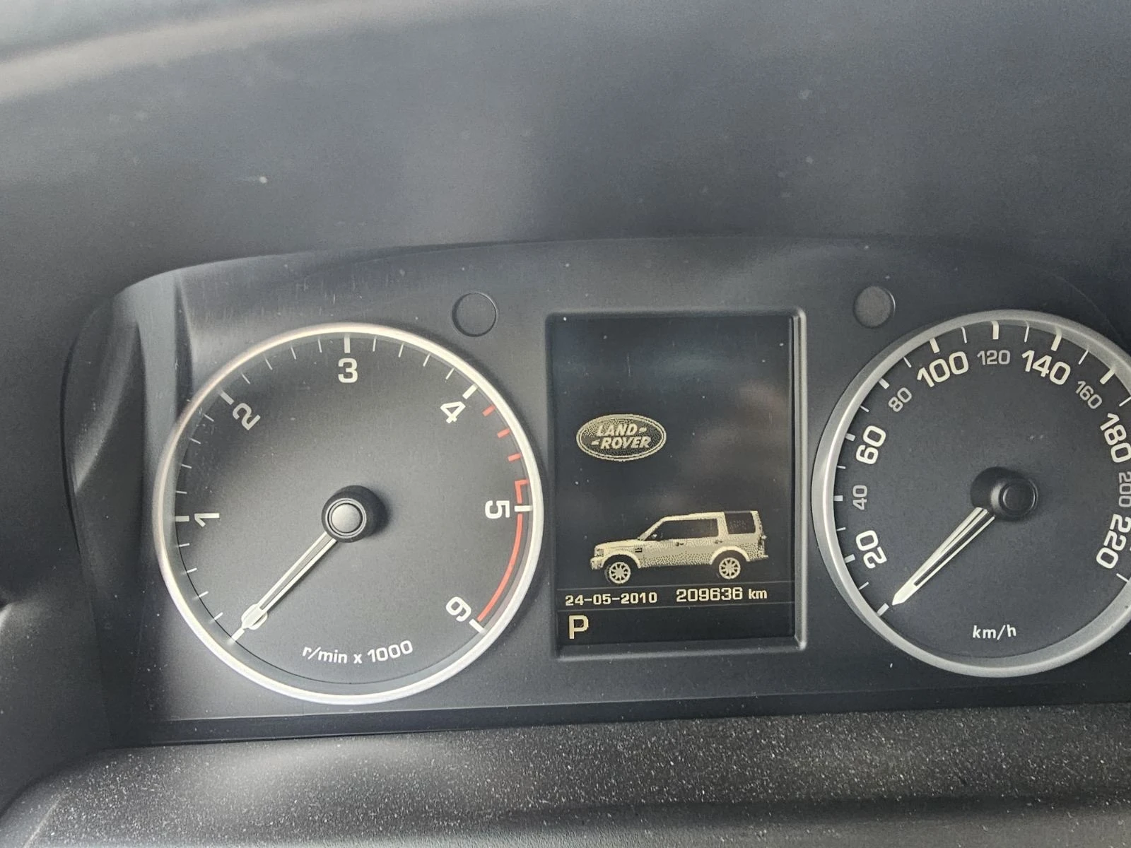 Land Rover Discovery 4, снимка 2 - Автомобили и джипове - 53916927