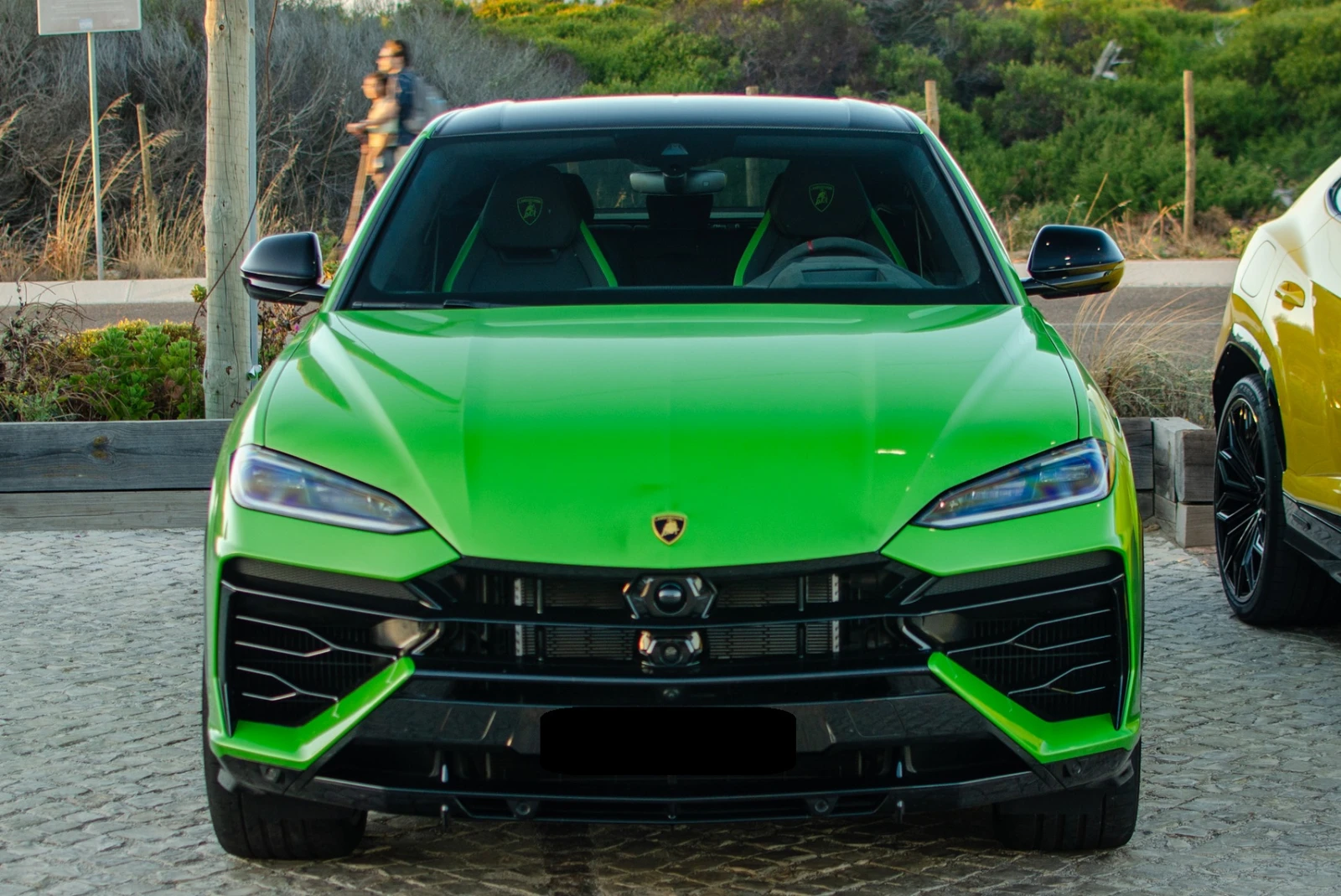 Lamborghini Urus SE 4.0 V8 Plug-in Hybrid 4WD, снимка 6 - Автомобили и джипове - 53999434