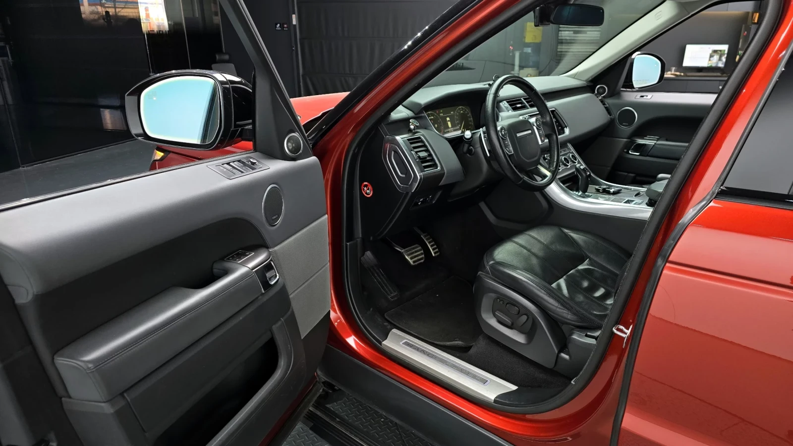 Land Rover Range Rover Sport HSE DYNAMIC!!УНИКАТ!! #ПЪЛНО ОБОРУДВАНЕ# !ПАНОРАМА, снимка 10 - Автомобили и джипове - 55037307