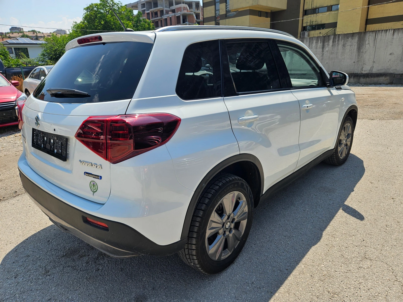 Suzuki Vitara 1.5 FUL HIBIT, снимка 5 - Автомобили и джипове - 55578313
