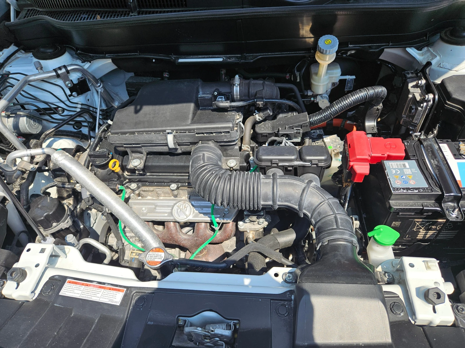 Suzuki Vitara 1.5 FUL HIBIT, снимка 13 - Автомобили и джипове - 55578313