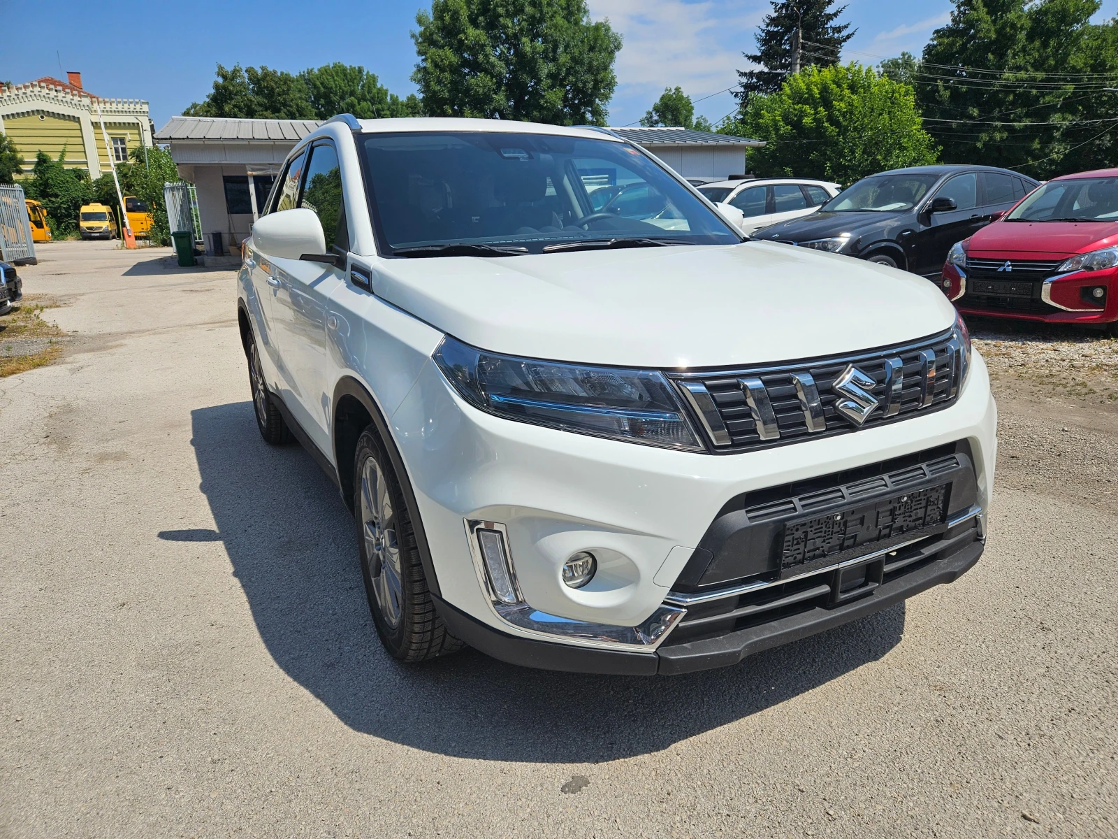 Suzuki Vitara 1.5 FUL HIBIT, снимка 3 - Автомобили и джипове - 55578313