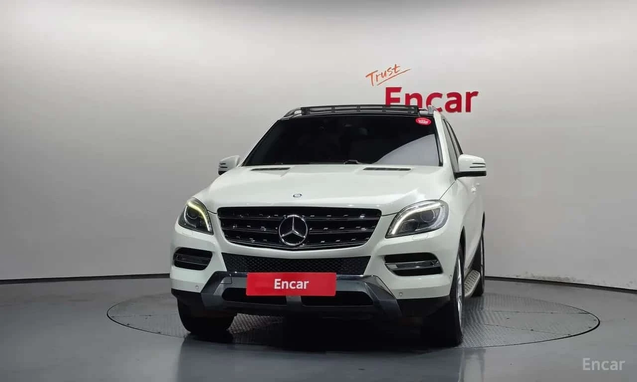 Mercedes-Benz ML 250 BlueTEC 4MATIC/ФИНАНСИРАНЕ, снимка 3 - Автомобили и джипове - 56259453