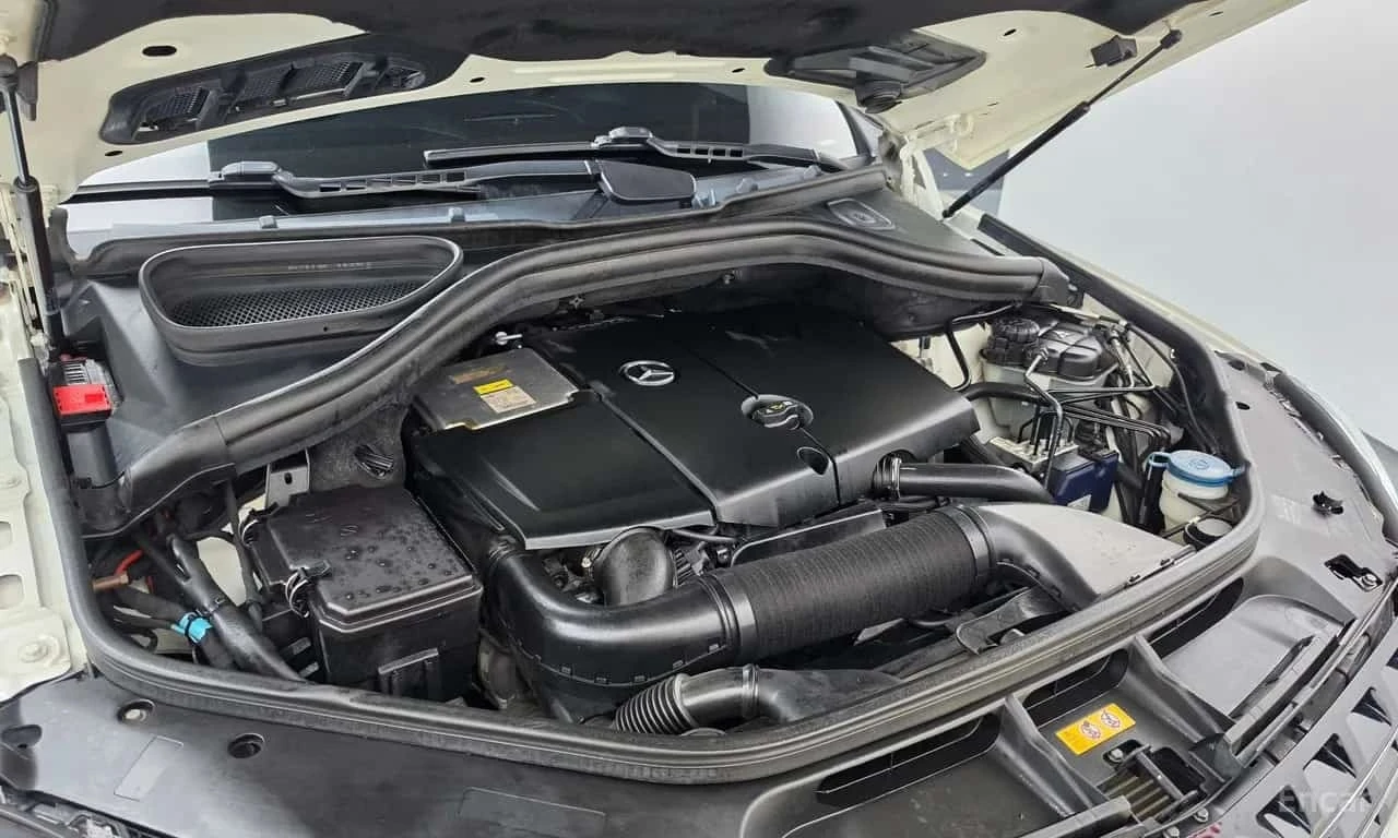 Mercedes-Benz ML 250 BlueTEC 4MATIC/ФИНАНСИРАНЕ, снимка 6 - Автомобили и джипове - 56259453