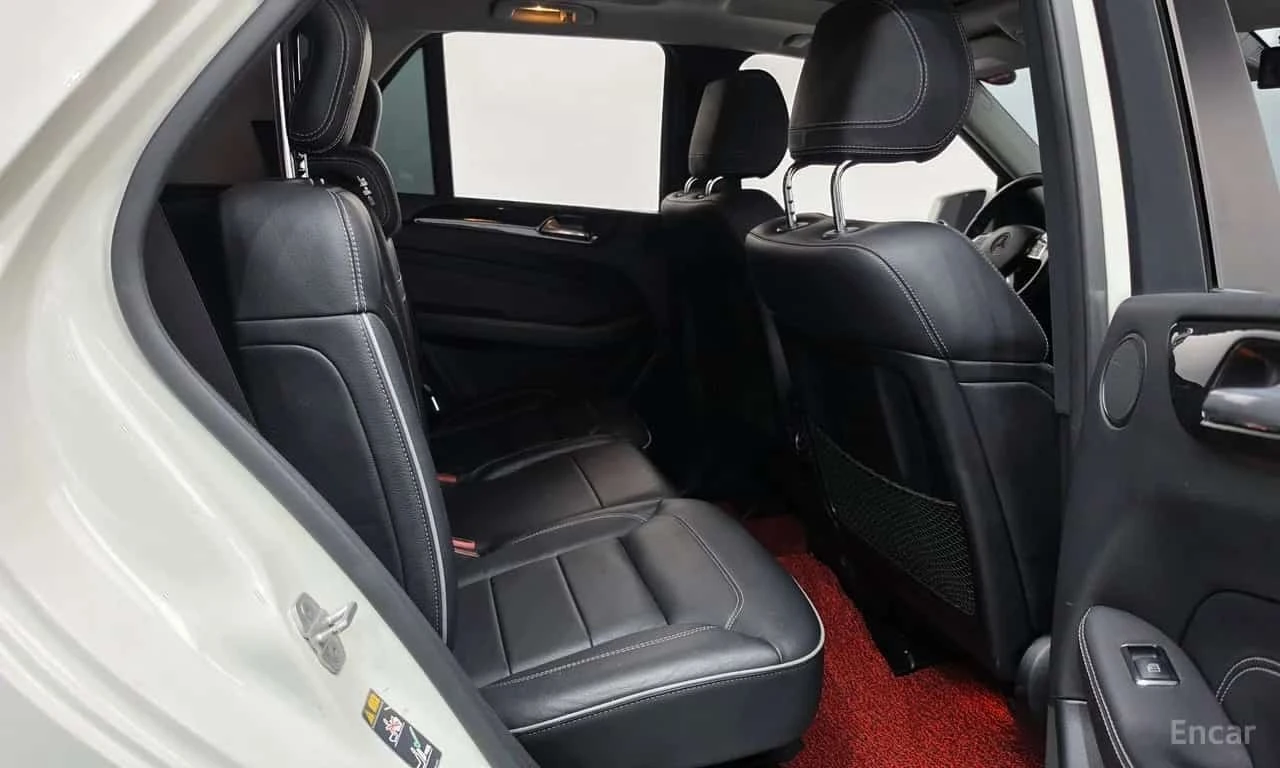 Mercedes-Benz ML 250 BlueTEC 4MATIC/ФИНАНСИРАНЕ, снимка 12 - Автомобили и джипове - 56259453