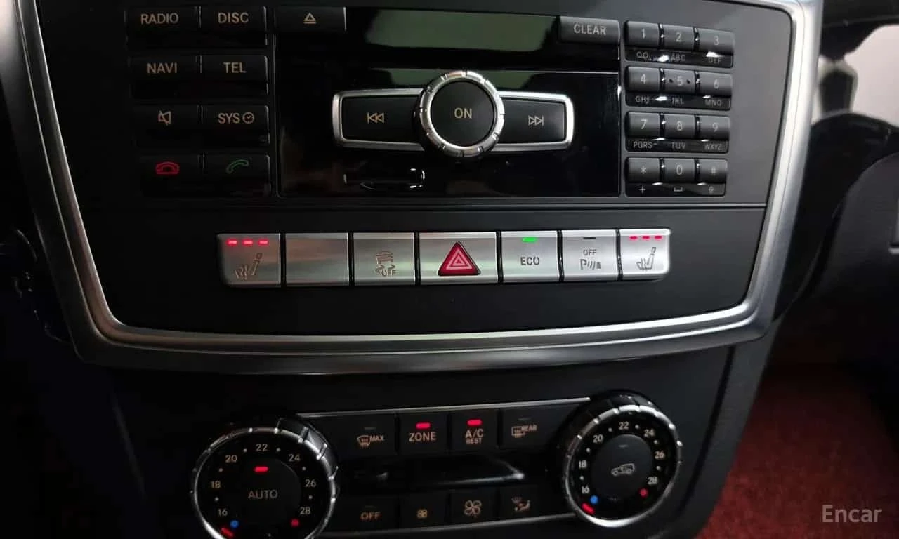 Mercedes-Benz ML 250 BlueTEC 4MATIC/ФИНАНСИРАНЕ, снимка 16 - Автомобили и джипове - 56259453