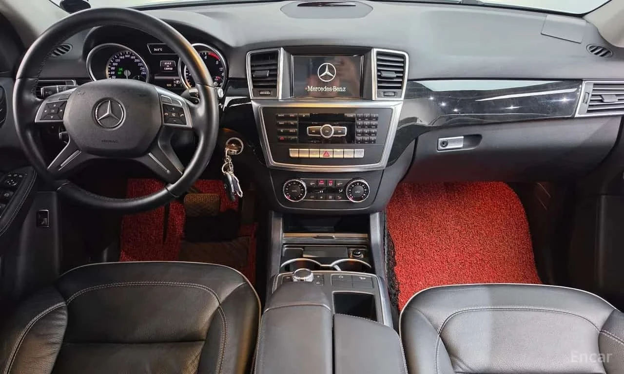 Mercedes-Benz ML 250 BlueTEC 4MATIC/ФИНАНСИРАНЕ, снимка 7 - Автомобили и джипове - 56259453