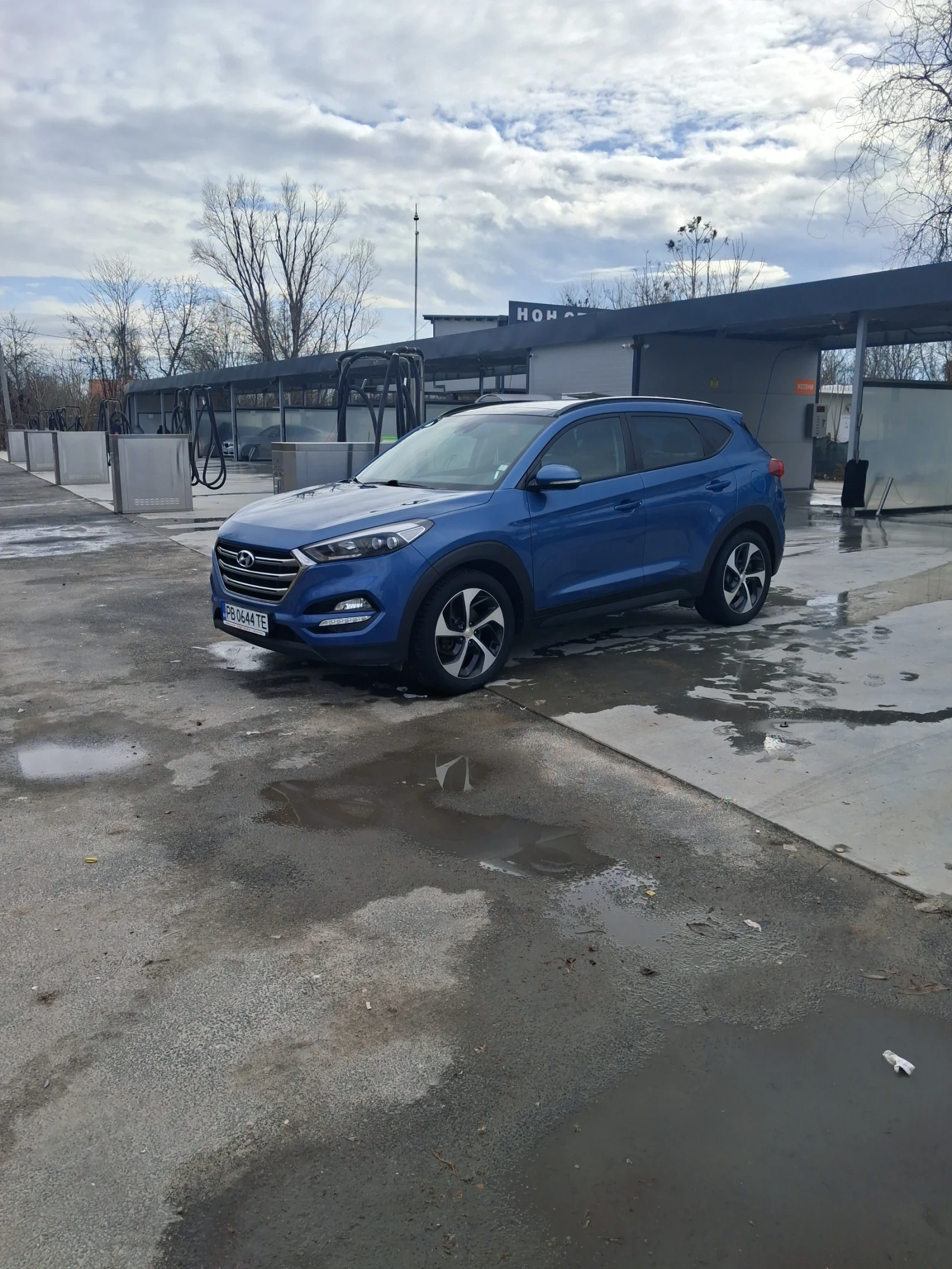 Hyundai Tucson 2.0CRDI, снимка 4 - Автомобили и джипове - 56686143