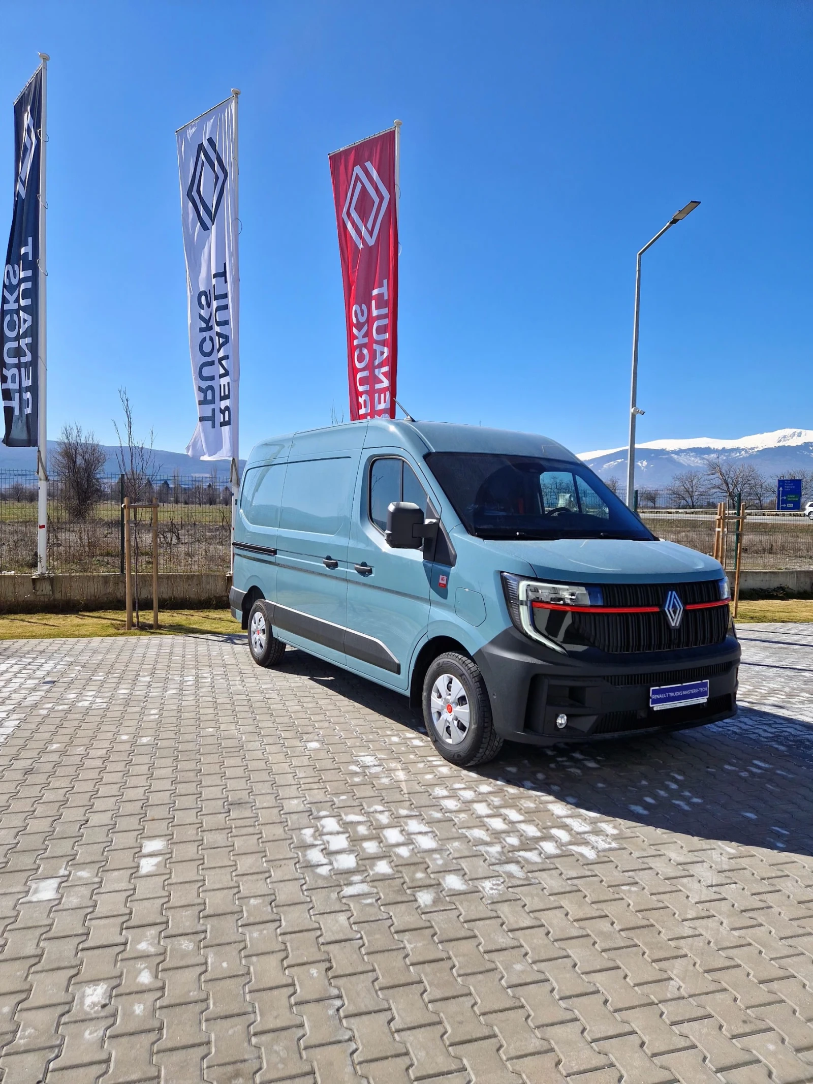 Renault Master * 100% ЕЛЕКТРИЧЕСКИ* СОБСТВЕН ЛИЗИНГ* , снимка 3 - Бусове и автобуси - 53900825