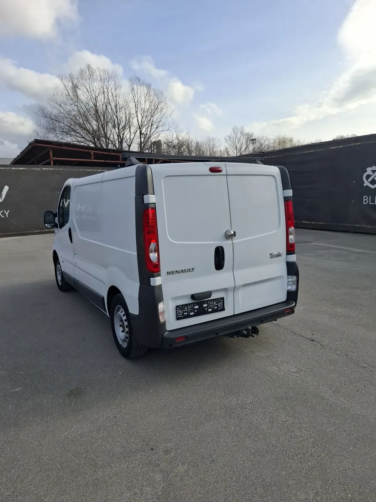 Renault Trafic 2.5DCI 115к.с, снимка 5 - Бусове и автобуси - 53918150