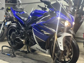  Yamaha YZF-R1