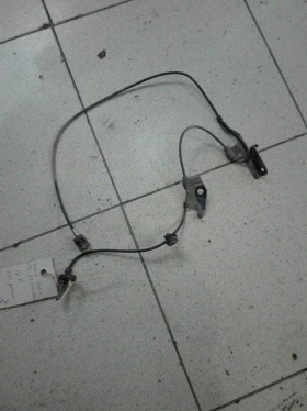 абс датчик преден десен за Тойота Рав-4 2.2 д