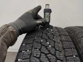 Гуми Зимни 215/65R16, снимка 6