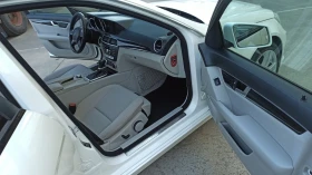 Mercedes-Benz C 220, снимка 8