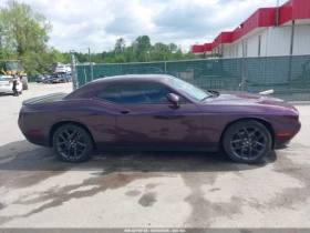 Dodge Challenger SXT 3.6L - 23500 лв. - 27141931 13