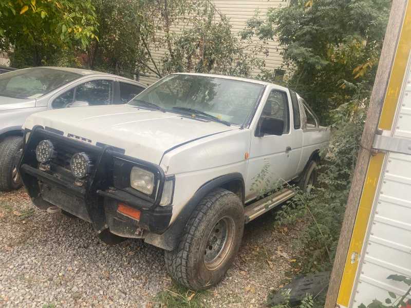 Nissan Pickup King Cab, снимка 5 - Автомобили и джипове - 42512605