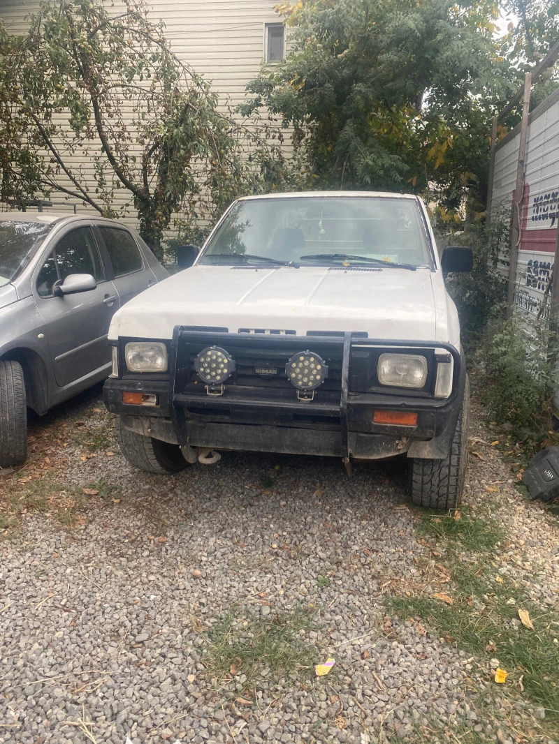 Nissan Pickup King Cab, снимка 3 - Автомобили и джипове - 42512605