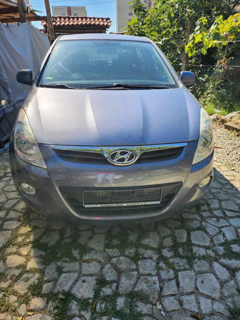 Hyundai I20, снимка 12 - Автомобили и джипове - 48009748