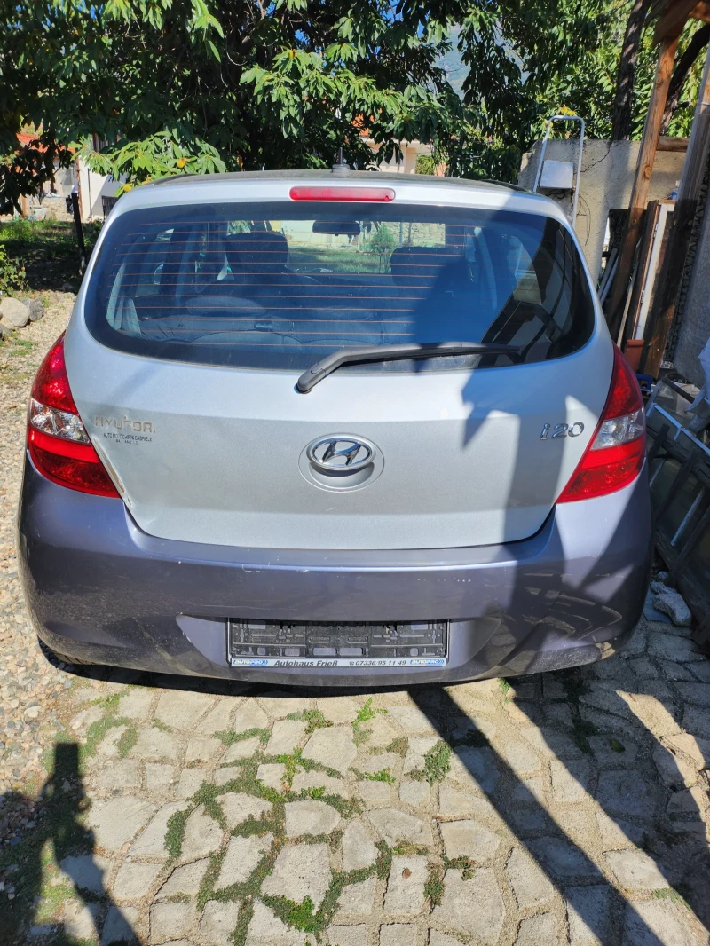 Hyundai I20, снимка 11 - Автомобили и джипове - 48009748