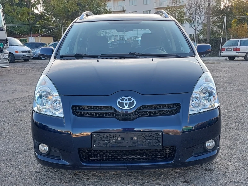 Toyota Corolla verso 2.2D4D 136hp * FACELIFT * КЛИМАТРОНИК * EURO 4 * , снимка 9 - Автомобили и джипове - 47805336