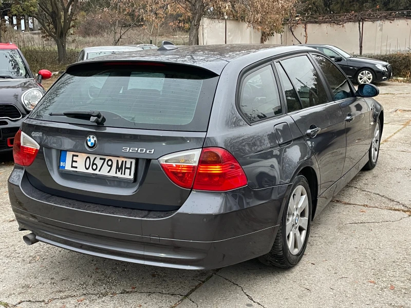 BMW 320 FULL ЕКСТРИ, снимка 5 - Автомобили и джипове - 47937376