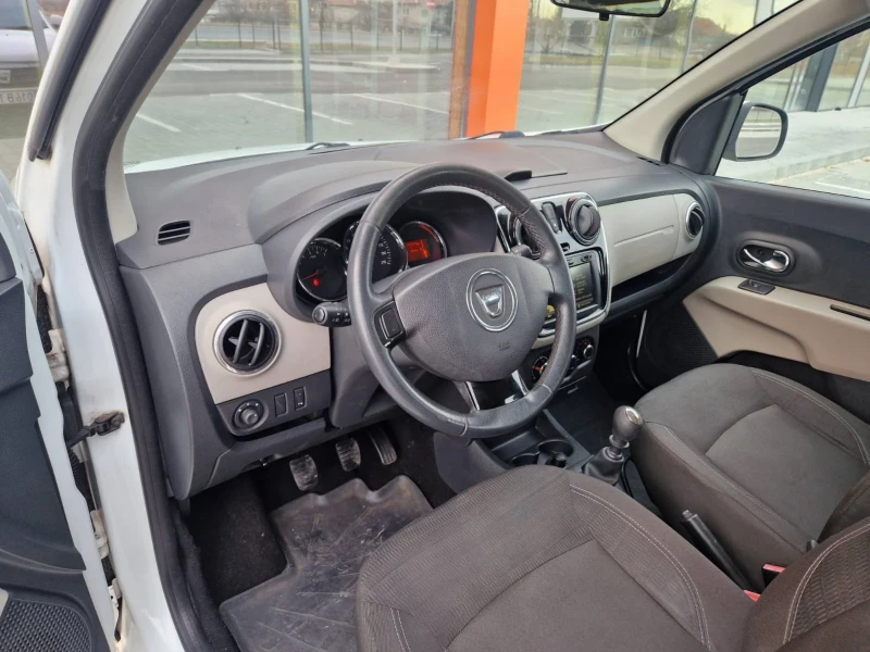 Dacia Lodgy 7 МЕСТА / EURO 5B, снимка 9 - Автомобили и джипове - 48105164