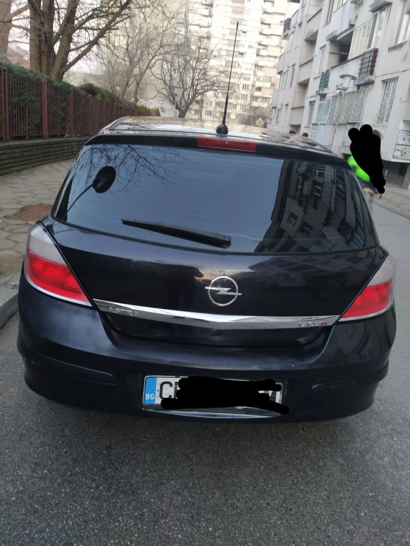 Opel Astra H, снимка 3 - Автомобили и джипове - 48646369