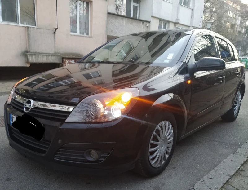 Opel Astra H, снимка 1 - Автомобили и джипове - 48646369