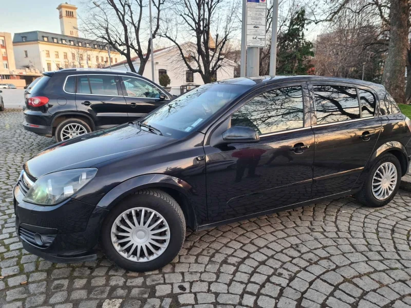 Opel Astra H, снимка 9 - Автомобили и джипове - 48646369