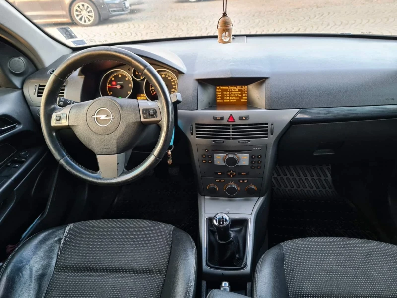 Opel Astra H, снимка 12 - Автомобили и джипове - 48646369