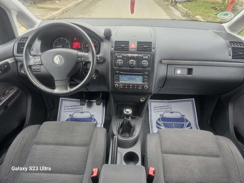 VW Touran 2.0 TDI, снимка 17 - Автомобили и джипове - 48847781