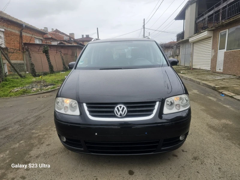 VW Touran 2.0 TDI, снимка 3 - Автомобили и джипове - 48847781