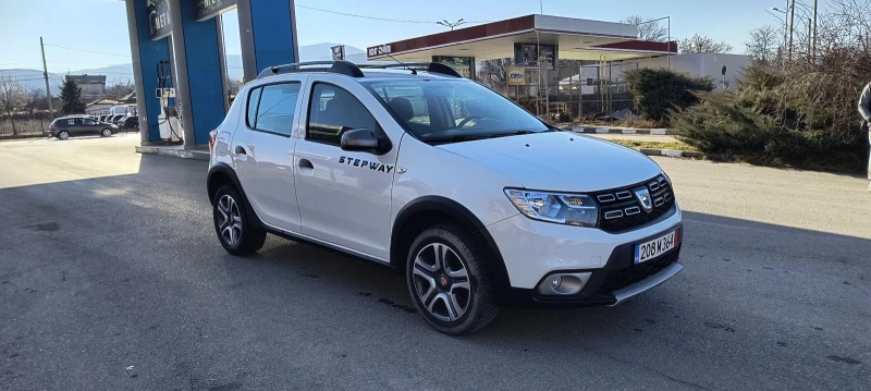 Dacia Sandero 1.5 , снимка 1 - Автомобили и джипове - 48983873