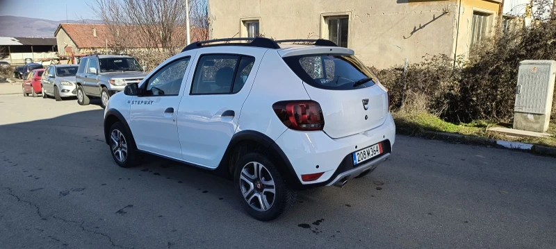 Dacia Sandero 1.5 , снимка 5 - Автомобили и джипове - 49503875