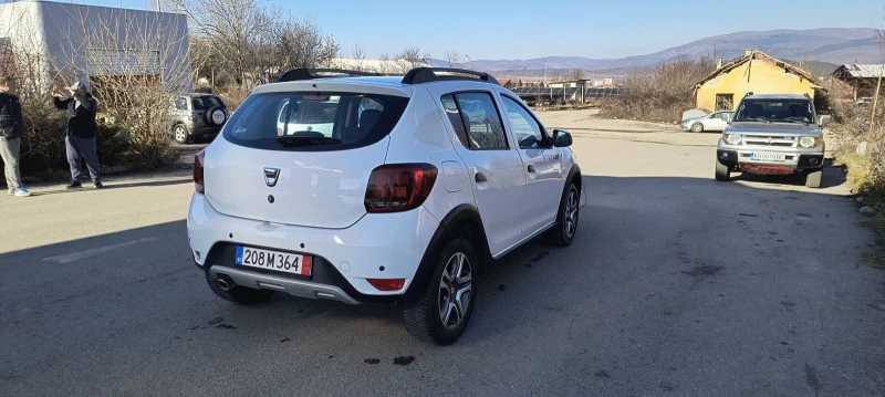 Dacia Sandero 1.5 , снимка 7 - Автомобили и джипове - 48983873