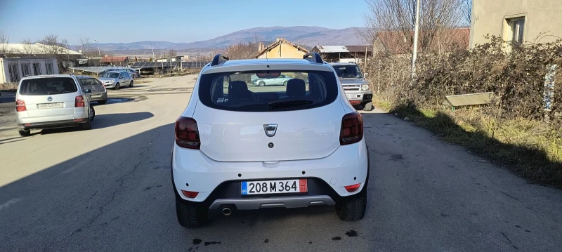 Dacia Sandero 1.5 , снимка 6 - Автомобили и джипове - 49503875