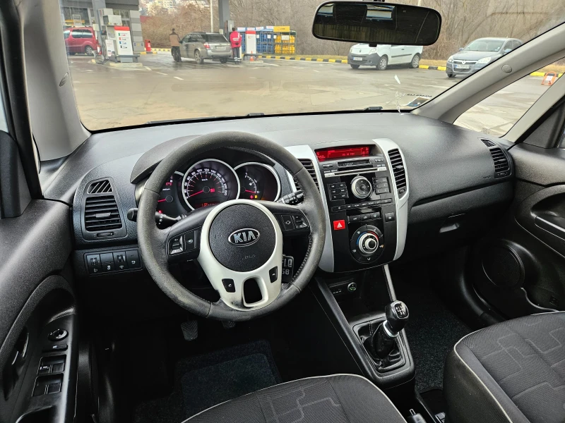 Kia Venga 1.4 GAZ/KLIMATIK/Euro-5b, снимка 9 - Автомобили и джипове - 49119576