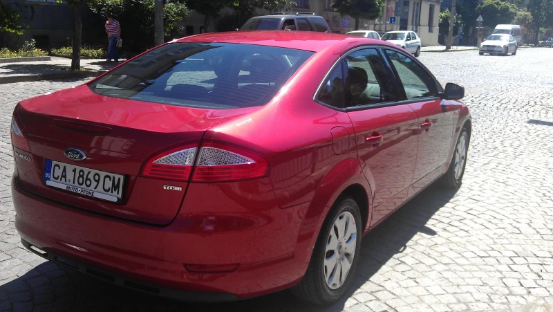 Ford Mondeo 1.8 TDCI, снимка 3 - Автомобили и джипове - 49361436