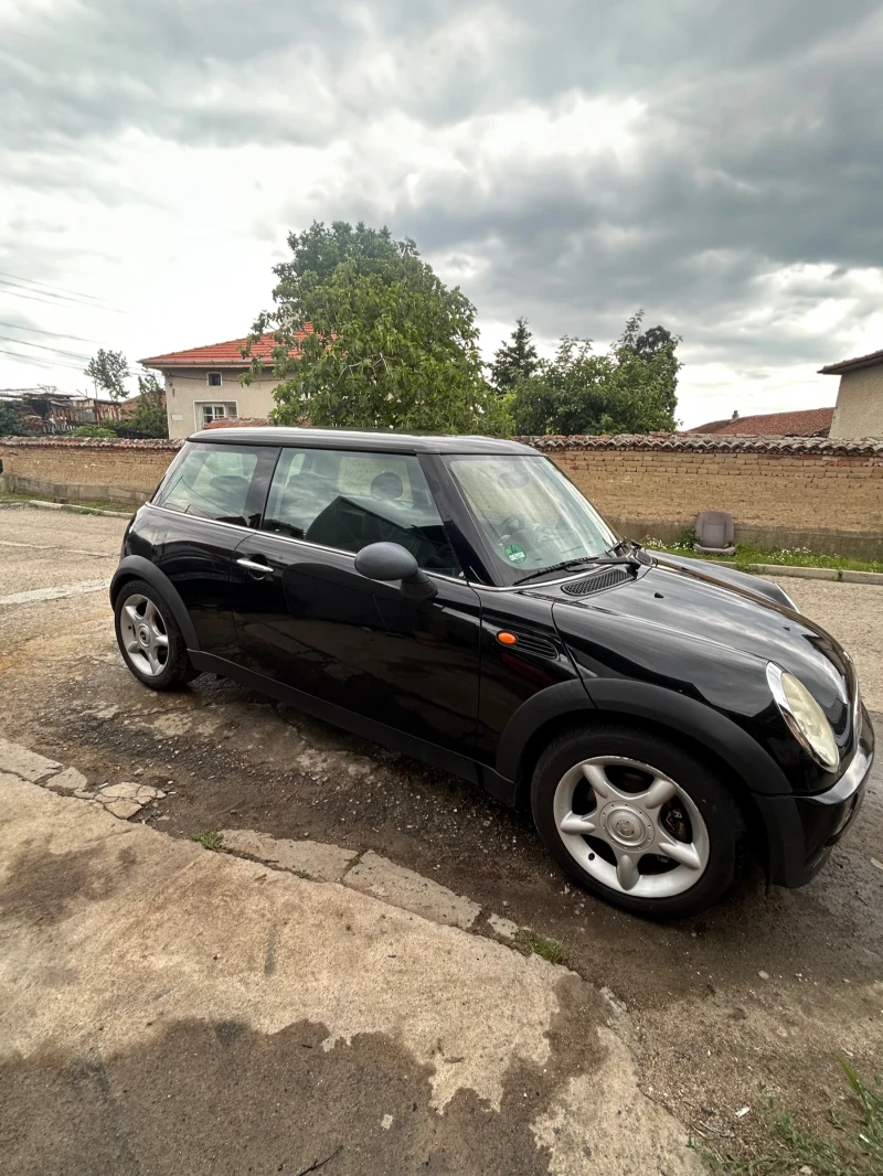 Mini One, снимка 2 - Автомобили и джипове - 51751985