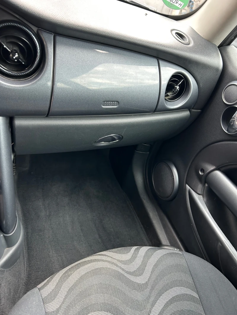 Mini One, снимка 8 - Автомобили и джипове - 51751985